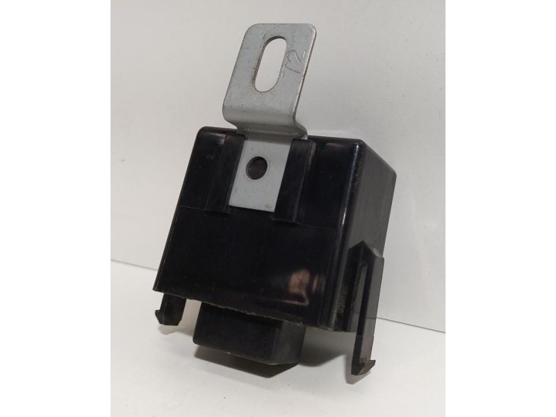 Recambio de modulo electronico para mitsubishi l 200 (k6/7) 2500 td glx (4-ptas.) referencia OEM IAM MD142382 78899 