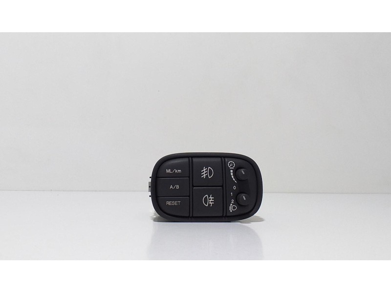 Recambio de mando multifuncion para jaguar s-type 2.7 v6 diesel classic referencia OEM IAM 2R8311654 61652 