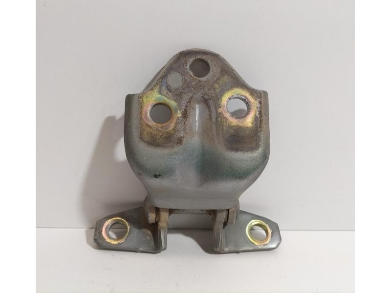 Recambio de bisagra puerta delantera derecha para mitsubishi l 200 (k6/7) 2500 td glx (4-ptas.) referencia OEM IAM 4D56 78902 