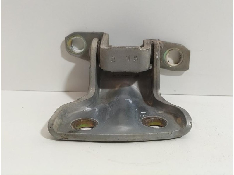 Recambio de bisagra puerta trasera izquierda para mitsubishi l 200 (k6/7) 2500 td glx (4-ptas.) referencia OEM IAM 4D56 78903 
