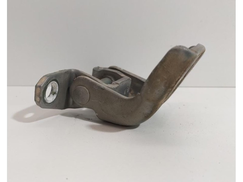 Recambio de bisagra puerta trasera izquierda para mitsubishi l 200 (k6/7) 2500 td glx (4-ptas.) referencia OEM IAM 4D56 78903 