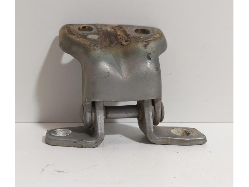 Recambio de bisagra puerta trasera izquierda para mitsubishi l 200 (k6/7) 2500 td glx (4-ptas.) referencia OEM IAM 4D56 78903 