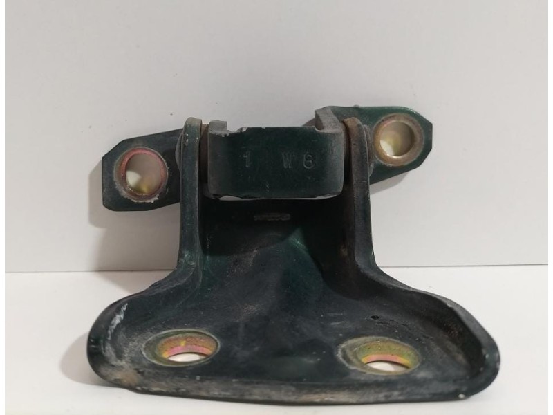 Recambio de bisagra puerta trasera izquierda para mitsubishi l 200 (k6/7) 2500 td glx (4-ptas.) referencia OEM IAM 4D56 78904 