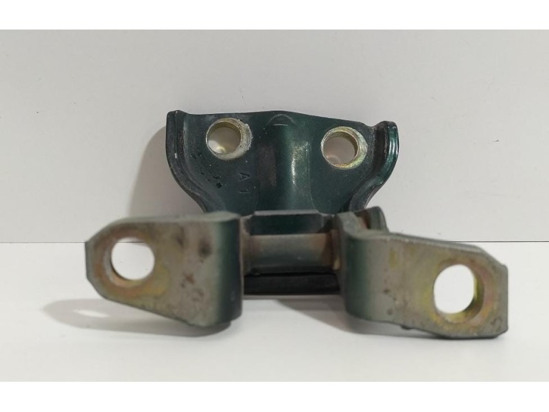 Recambio de bisagra puerta trasera izquierda para mitsubishi l 200 (k6/7) 2500 td glx (4-ptas.) referencia OEM IAM 4D56 78904 