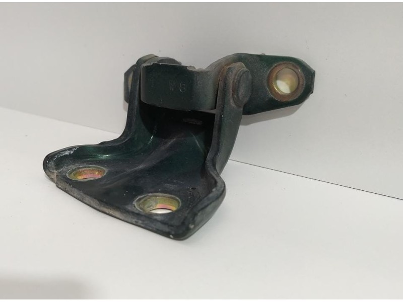 Recambio de bisagra puerta trasera izquierda para mitsubishi l 200 (k6/7) 2500 td glx (4-ptas.) referencia OEM IAM 4D56 78904 