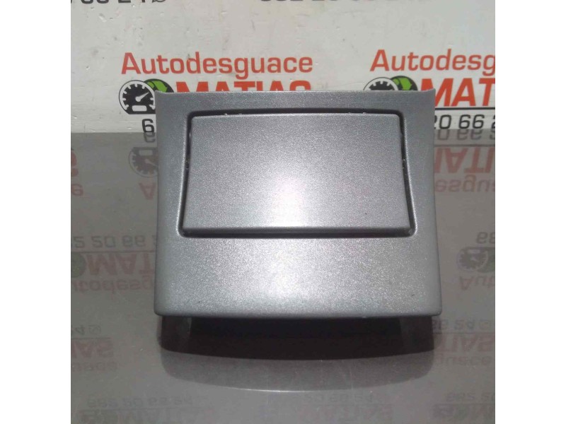 Recambio de cenicero para mercedes-benz clase e (w211) berlina e 270 cdi (211.016) referencia OEM IAM A2116800450 36080 