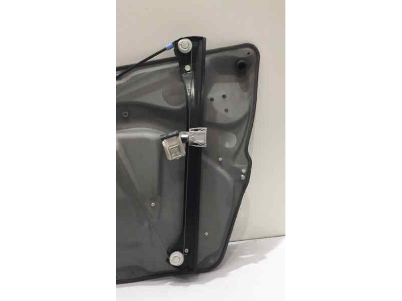 Recambio de elevalunas delantero izquierdo para mercedes-benz clase b (w245) 200 cdi (245.208) referencia OEM IAM A1697202779 44