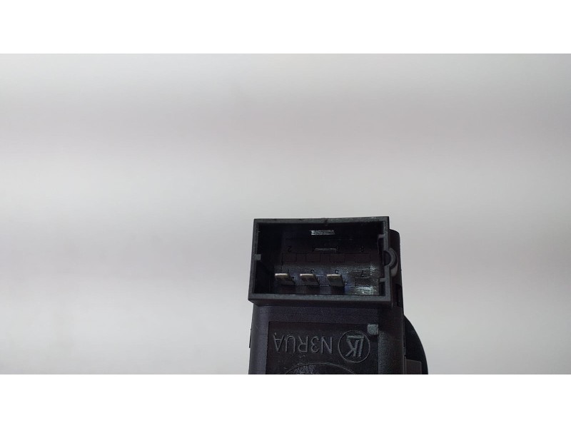 Recambio de interruptor para land rover range rover sport autobiography hybrid referencia OEM IAM FW936465AB 70495 R