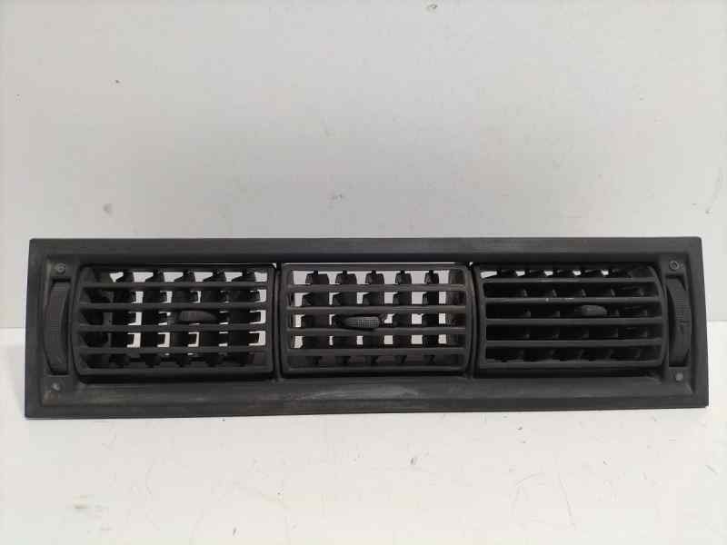 Recambio de rejilla aireadora para volkswagen t4 transporter/furgoneta (mod. 1991) combi referencia OEM IAM 7D1819703A 84666 R