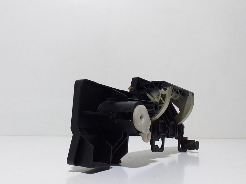 Recambio de maneta exterior delantera izquierda para jaguar s-type 2.7 v6 diesel classic referencia OEM IAM XR8322401ADW 61687 