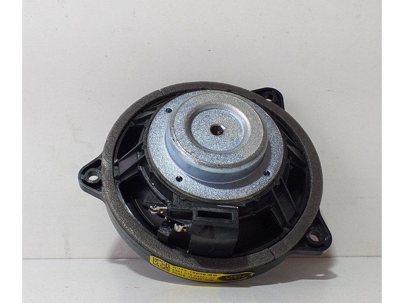 Recambio de sistema audio / radio cd para land rover range rover sport autobiography hybrid referencia OEM IAM BJ3218808BB 70511