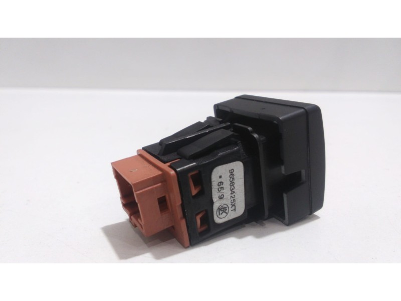Recambio de interruptor para citroën berlingo cuadro 1.6 16v hdi referencia OEM IAM 96583425XT 50113 