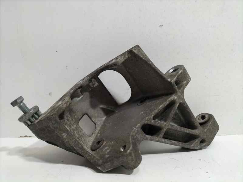 Recambio de soporte motor para volkswagen golf iii berlina (1h1) 1.8 referencia OEM IAM 028145523D 84671 
