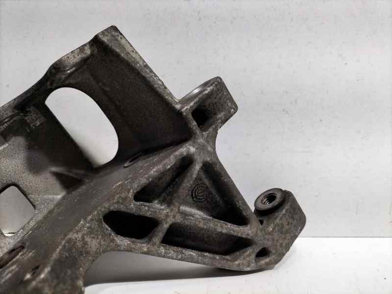 Recambio de soporte motor para volkswagen golf iii berlina (1h1) 1.8 referencia OEM IAM 028145523D 84671 