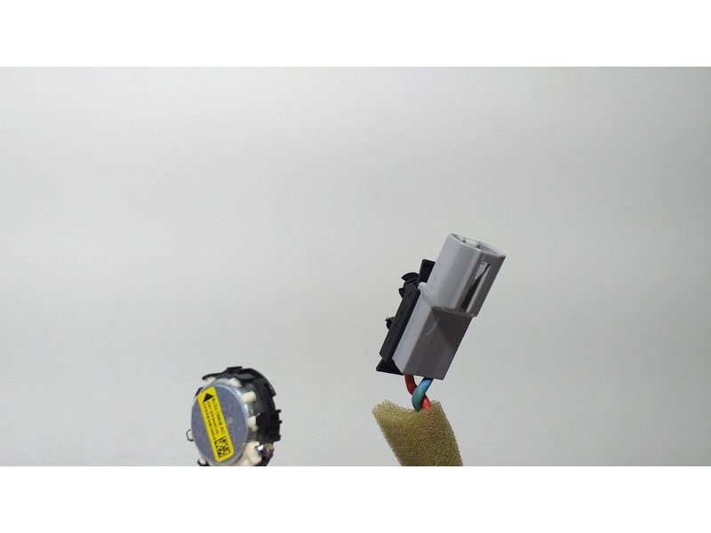 Recambio de sistema audio / radio cd para land rover range rover sport autobiography hybrid referencia OEM IAM BJ3218808AC 70517