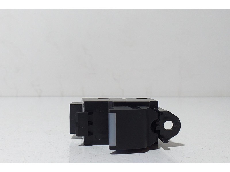 Recambio de mando elevalunas delantero derecho para land rover range rover sport autobiography hybrid referencia OEM IAM FK72147