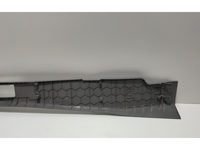 Recambio de molduras delanteras para mercedes-benz sprinter ii james cook (906) referencia OEM IAM A9066920400 78793 R Recambio de molduras delanteras para mercedes-benz sprinter ii james cook (906) referencia OEM IAM A9066920400 78793 R