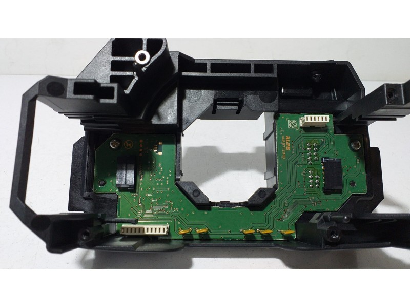 Recambio de mando multifuncion para land rover range rover sport autobiography hybrid referencia OEM IAM DPLA13N064MA 70523 R