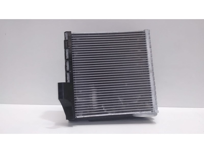 Recambio de radiador calefaccion / aire acondicionado para volkswagen tiguan (5n2) r-line bluemotion referencia OEM IAM 3CD82010