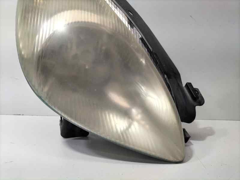 Recambio de faro derecho para citroën xsara picasso 2.0 hdi referencia OEM IAM 9631494980 84522 