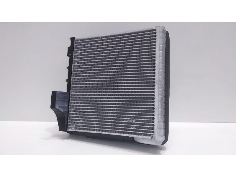 Recambio de radiador calefaccion / aire acondicionado para volkswagen tiguan (5n2) r-line bluemotion referencia OEM IAM 3CD82010