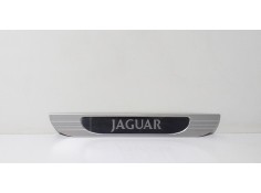 Recambio de molduras traseras para jaguar s-type 2.7 v6 diesel classic referencia OEM IAM 1R8313244AD 61724 