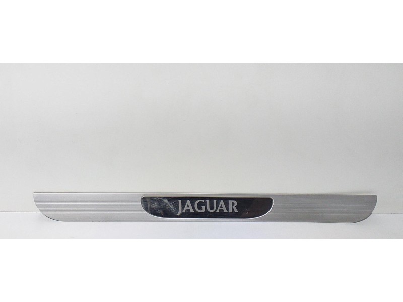 Recambio de molduras delanteras para jaguar s-type 2.7 v6 diesel classic referencia OEM IAM XR835413208BD 61725 