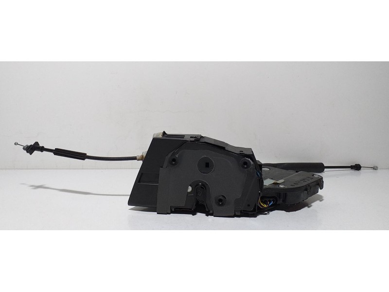 Recambio de cerradura puerta delantera derecha para land rover range rover sport autobiography hybrid referencia OEM IAM DK62203