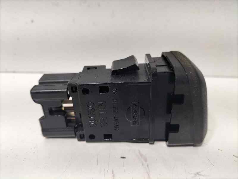 Recambio de warning para nissan almera (n16/e) comfort referencia OEM IAM 06016 84527 