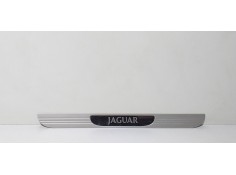Recambio de molduras delanteras para jaguar s-type 2.7 v6 diesel classic referencia OEM IAM XR835413208BD 61726 