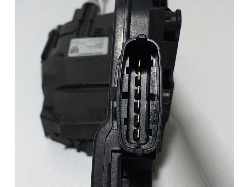 Recambio de cerradura puerta delantera derecha para land rover range rover sport autobiography hybrid referencia OEM IAM DK62203