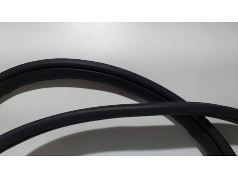 Recambio de goma contorno para jaguar s-type 2.7 v6 diesel classic referencia OEM IAM 7G 61728 