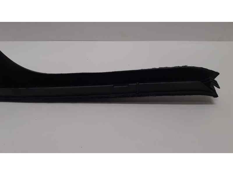 Recambio de molduras traseras para mercedes-benz clase e (w210) berlina diesel 290 turbodiesel (210.017) referencia OEM IAM A210