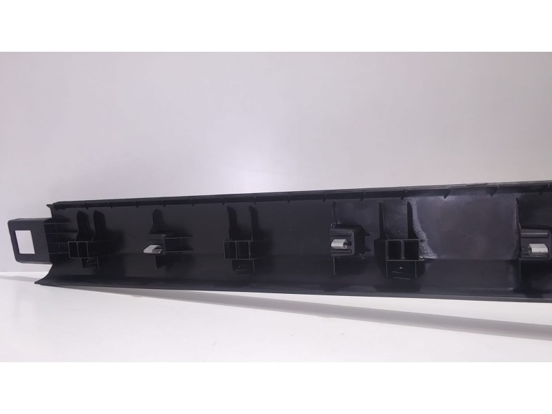 Recambio de molduras delanteras para volkswagen tiguan (5n2) r-line bluemotion referencia OEM IAM 5N0863484 50140 