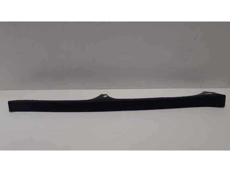 Recambio de molduras traseras para mercedes-benz clase e (w210) berlina diesel 290 turbodiesel (210.017) referencia OEM IAM A210