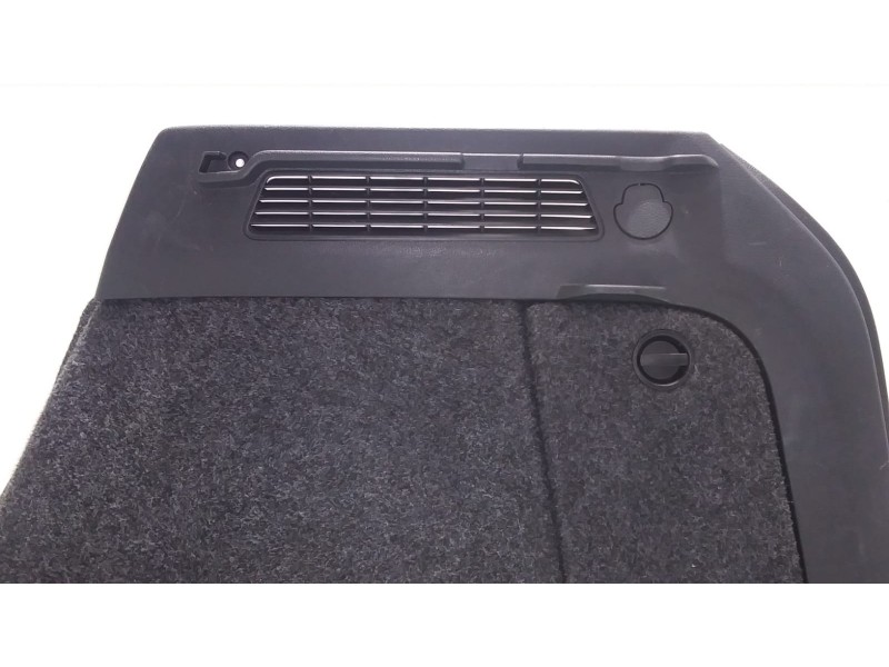 Recambio de guarnecido porton trasero para volkswagen tiguan (5n2) r-line bluemotion referencia OEM IAM 5N0867428Q 50141 