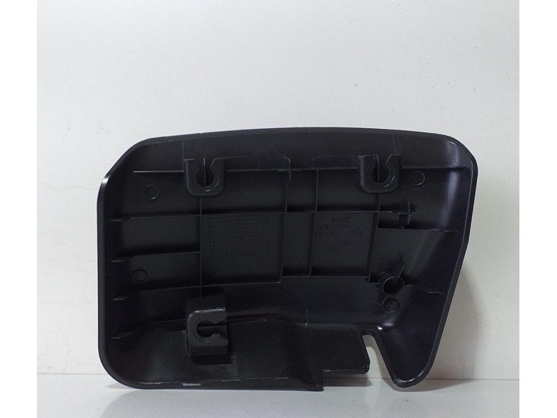 Recambio de molduras traseras para land rover range rover sport autobiography hybrid referencia OEM IAM DPLA101187AD 70540 R