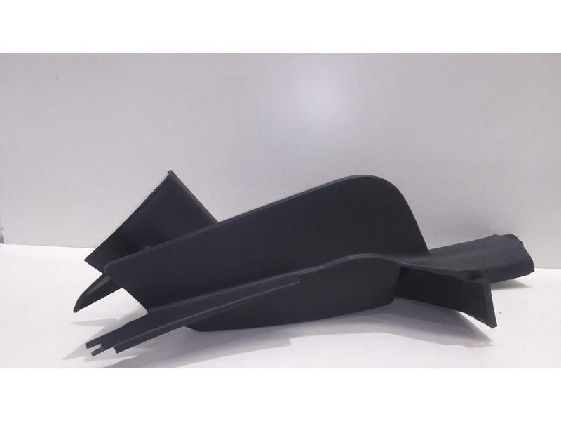 Recambio de molduras traseras para volkswagen tiguan (5n2) r-line bluemotion referencia OEM IAM 5N0868269 50144 