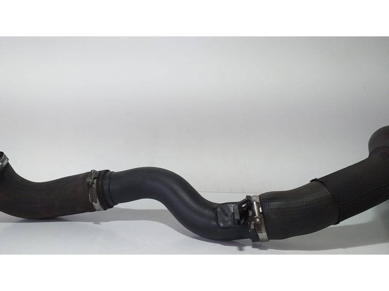 Recambio de tubo para land rover range rover sport autobiography hybrid referencia OEM IAM FPLA6K770C 70542 R