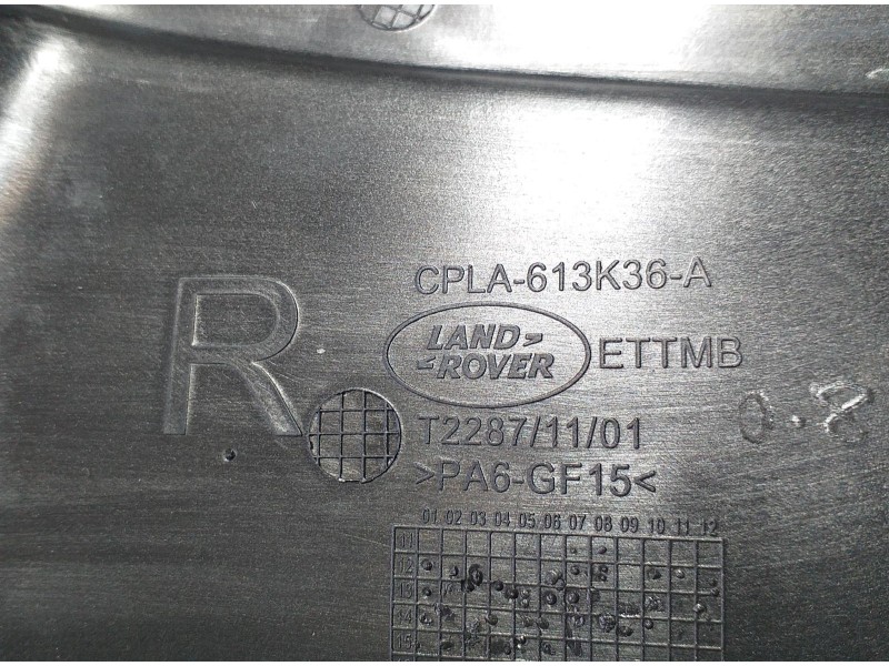 Recambio de molduras traseras para land rover range rover sport autobiography hybrid referencia OEM IAM CPLA613K36A 70543 R