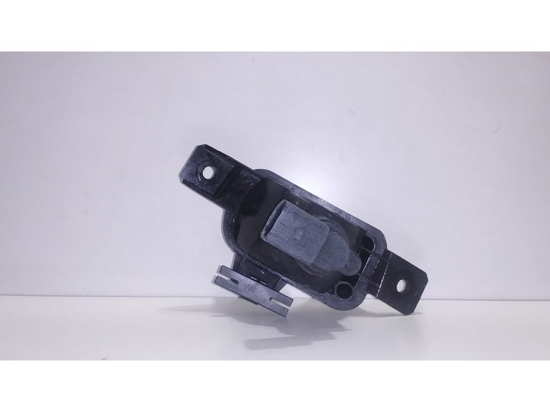 Recambio de piloto marcha atras para volkswagen tiguan (5n2) r-line bluemotion referencia OEM IAM 5N0941072A 50148 