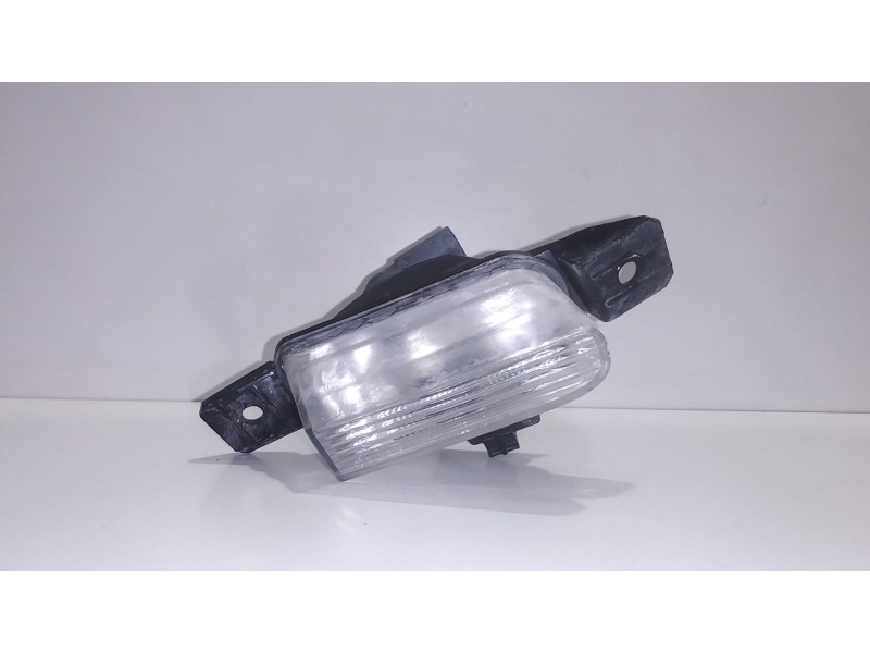 Recambio de piloto marcha atras para volkswagen tiguan (5n2) r-line bluemotion referencia OEM IAM 5N0941072A 50148 