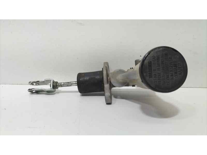 Recambio de bomba embrague para nissan terrano/terrano.ii (r20) comfort referencia OEM IAM TD27T 84489 R