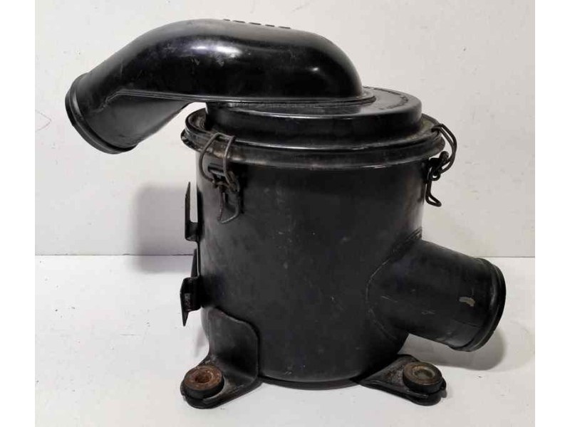 Recambio de filtro aire para nissan terrano/terrano.ii (r20) comfort referencia OEM IAM 165000F001 84495 R