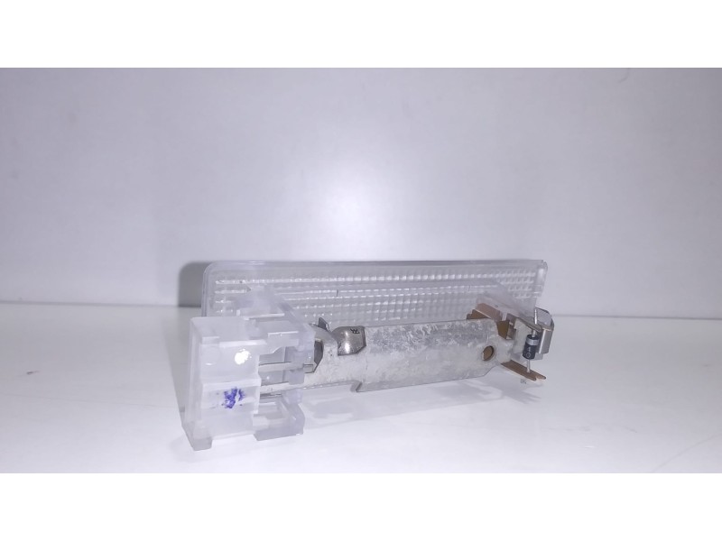 Recambio de piloto matricula para volkswagen tiguan (5n2) r-line bluemotion referencia OEM IAM 7L6947101A 50153 