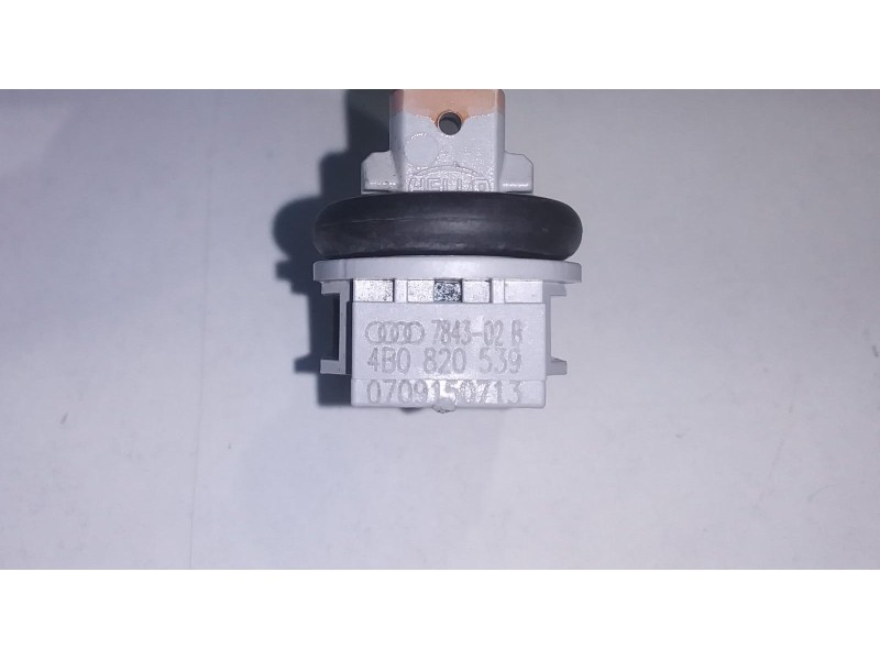 Recambio de sensor para volkswagen tiguan (5n2) r-line bluemotion referencia OEM IAM 4B0820539 50163 