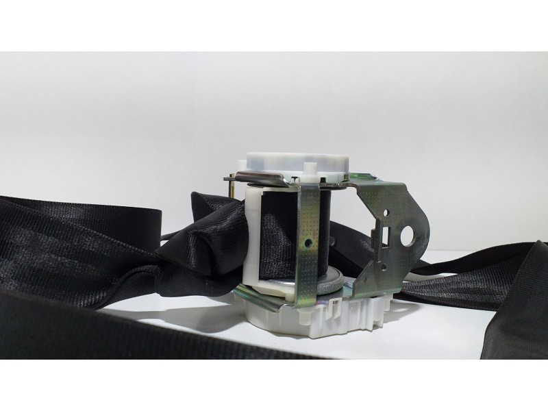 Recambio de cinturon seguridad trasero derecho para audi a3 (8p) 2.0 tdi ambiente referencia OEM IAM 8P3857805B 61764 
