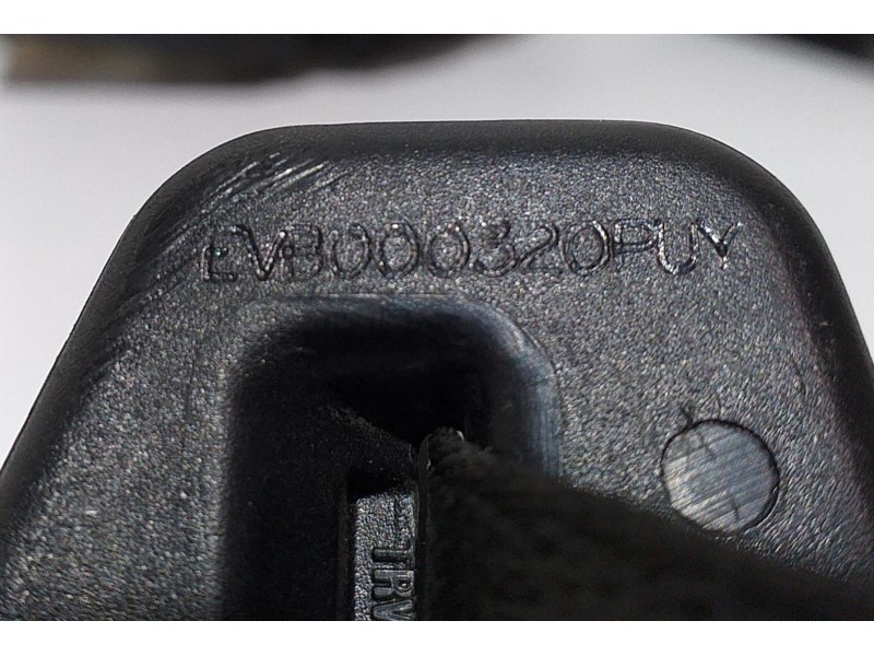 Recambio de cinturon seguridad delantero derecho para land rover range rover (lm) td6 hse referencia OEM IAM EVB000320PUY 61766 