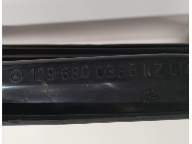 Recambio de molduras delanteras para mercedes-benz clase sl (w129) referencia OEM IAM 1296800335 79000  Recambio de molduras delanteras para mercedes-benz clase sl (w129) referencia OEM IAM 1296800335 79000