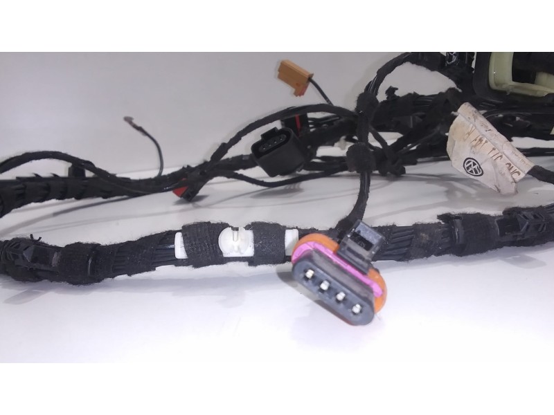 Recambio de porton trasero para volkswagen tiguan (5n2) r-line bluemotion referencia OEM IAM 5N0971147R 50174 